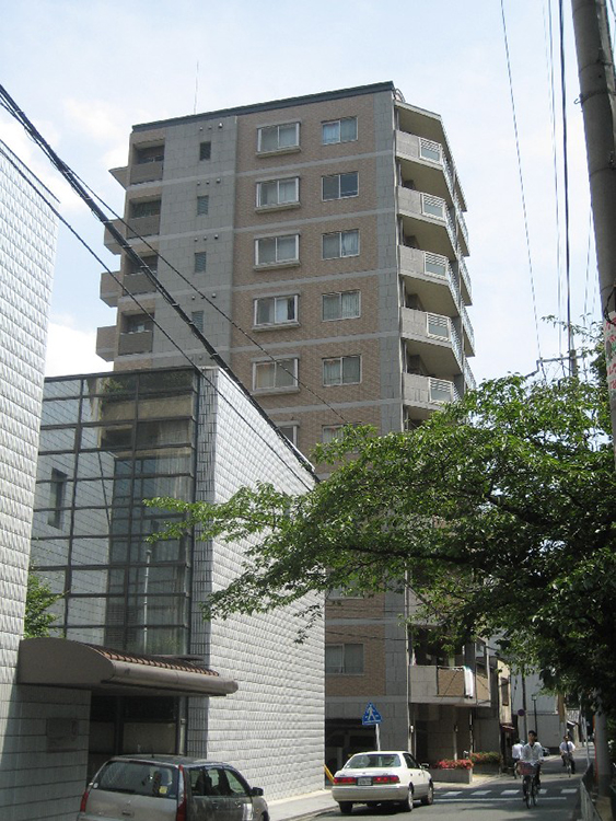 カバーロ京都御所西