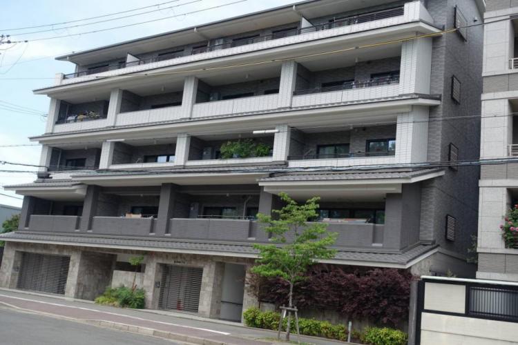 イーグルコート二条城北大手門前