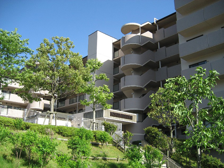 サンシティ桂坂参番館