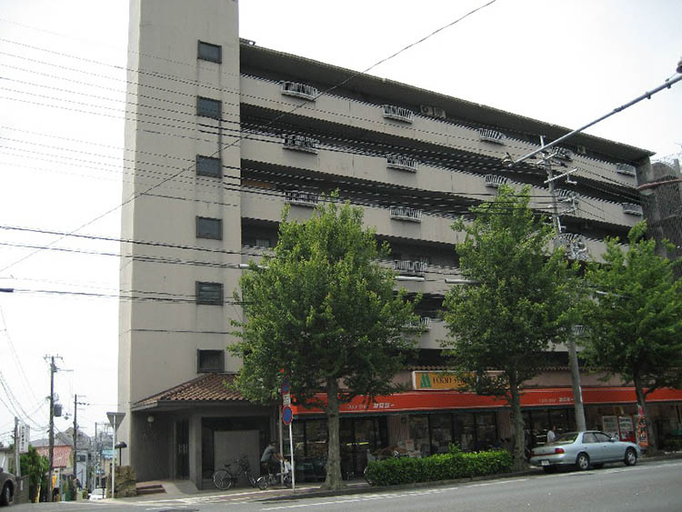 インペリアル衣笠