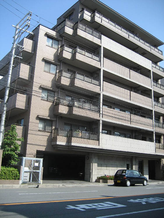 コスモ東山