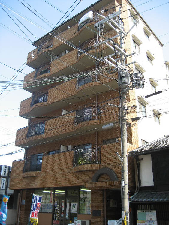 サンパレス東山