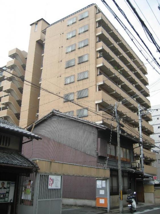 コスモ二条城東