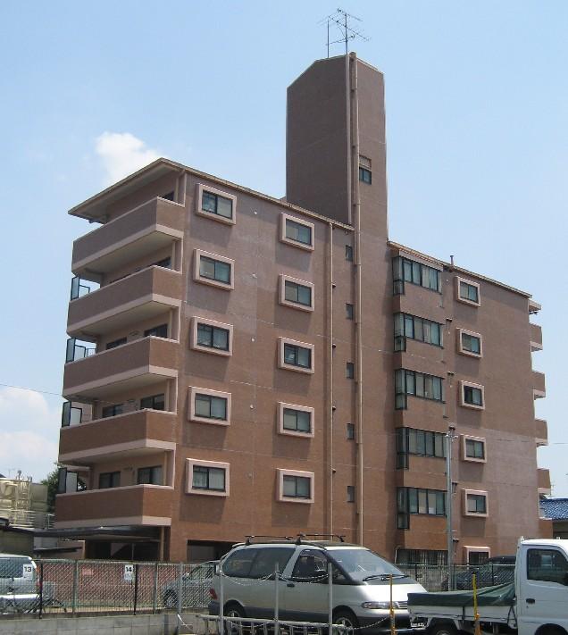 グラン・ドムール嵯峨広沢